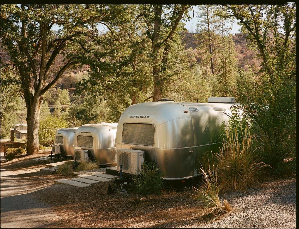 Hotel Autocamp Yosemite Midpines Esterno foto