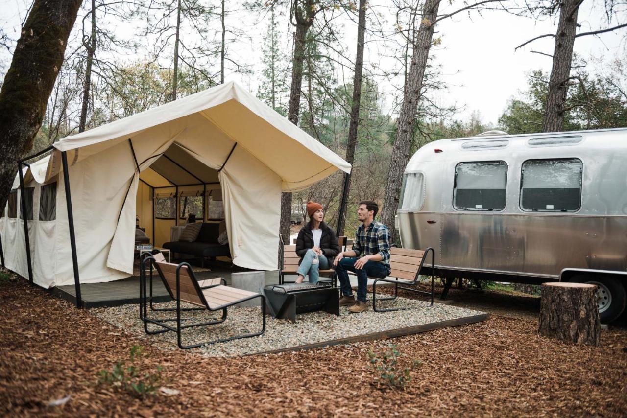 Hotel Autocamp Yosemite Midpines Esterno foto